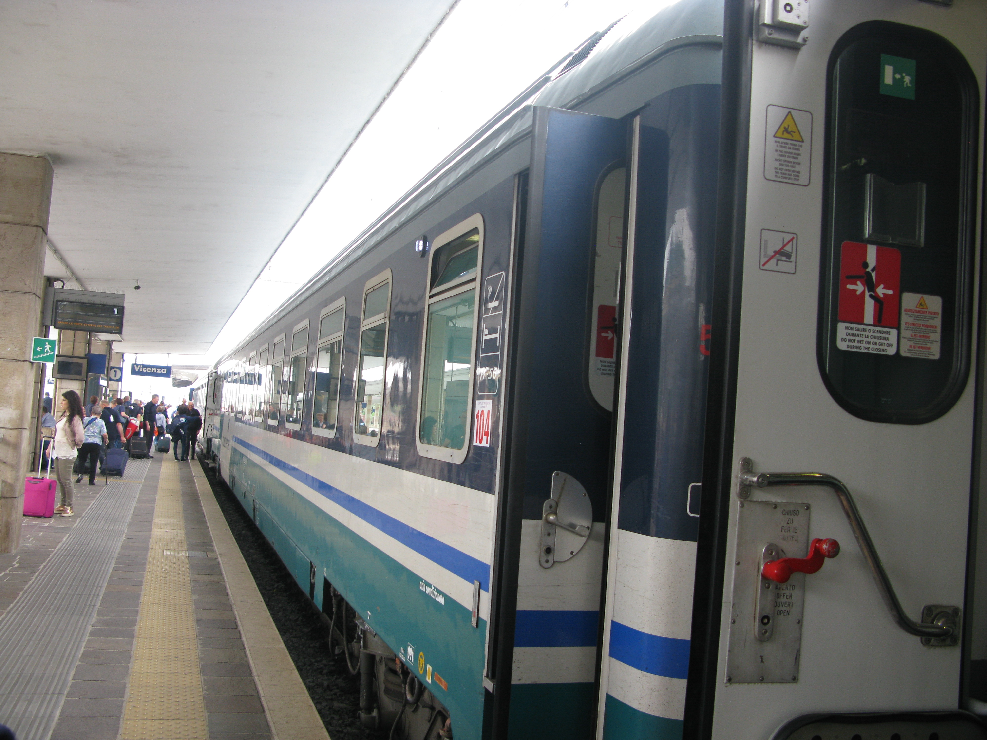 «Treni troppo lenti». E l’Unitalsi “corre” da Parolin