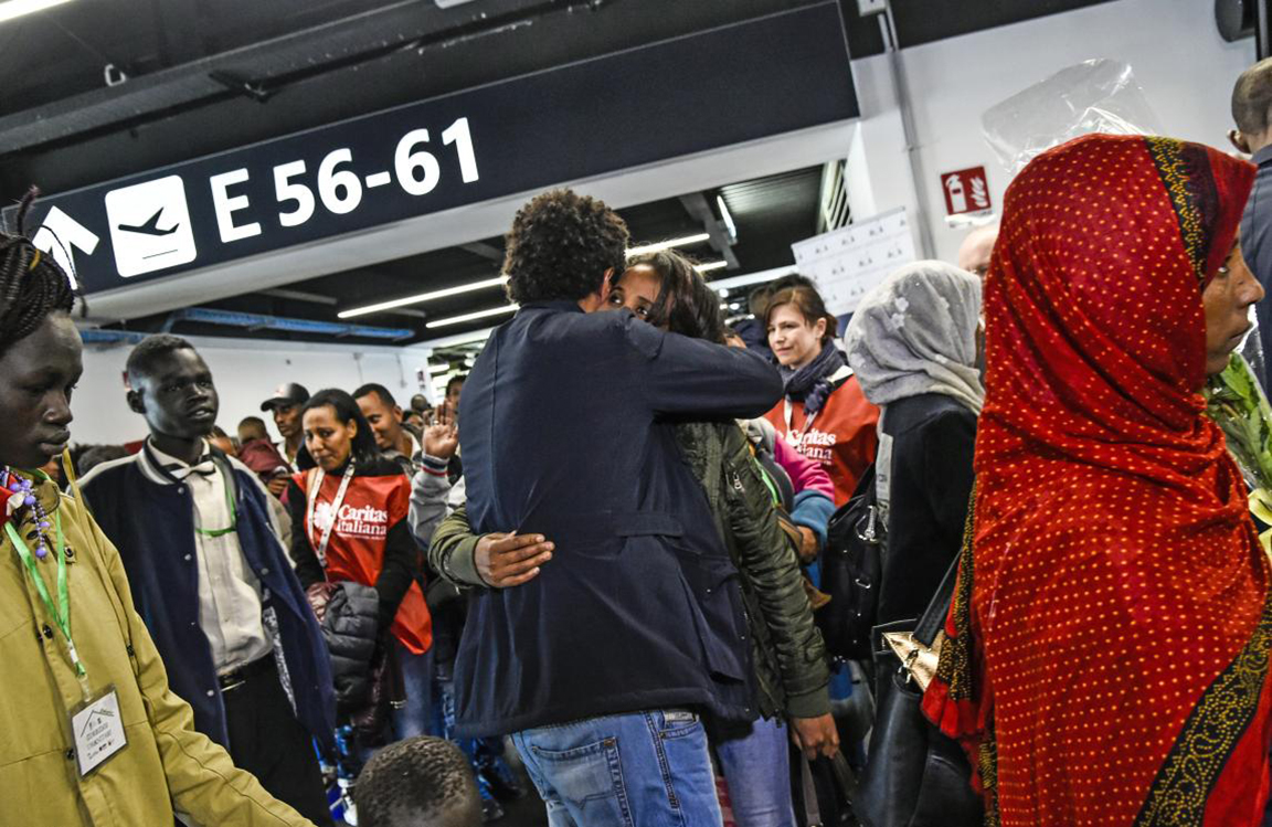 Padre Fabio Baggio: «Più canali legali per le migrazioni»