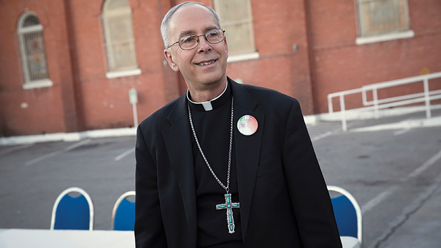 Stati Uniti. Il Vescovo di El Paso con i migranti