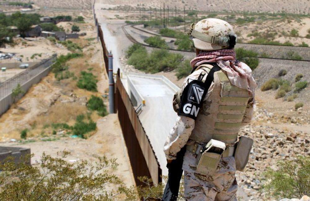Tra Usa e Messico, al confine delle esistenze spezzate e delle vite salvate