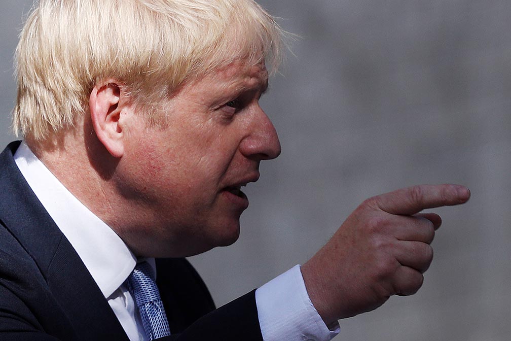 Johnson “chiude” il Parlamento: vuole il Brexit senza accordo.