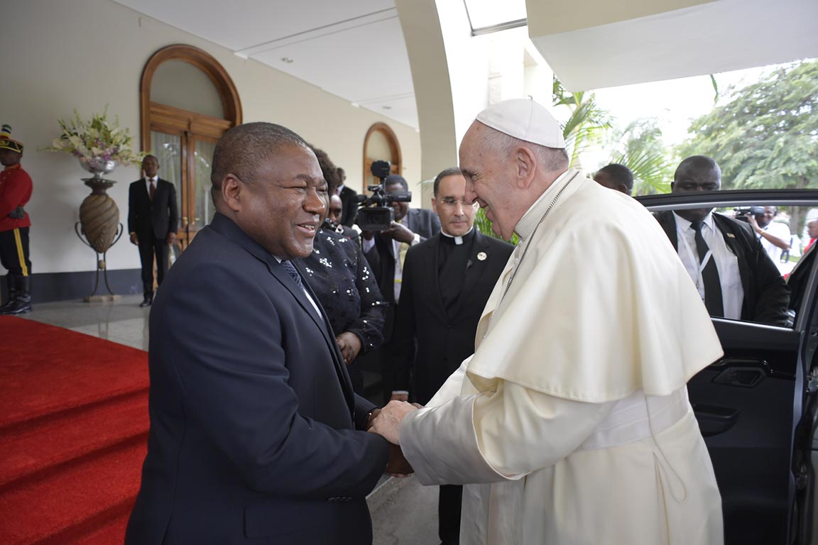Le prime parole del Papa sono per le vittime del ciclone Idai