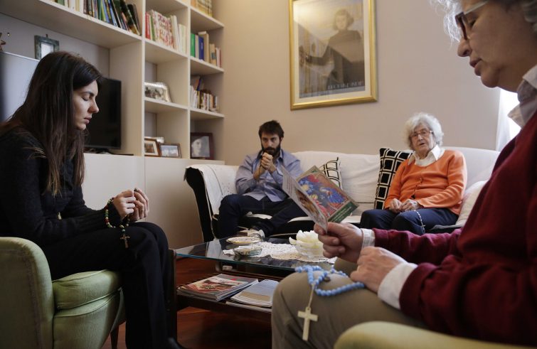 Rosario per l’Italia. P. Fornos: «La preghiera di un popolo non resta inascoltata»