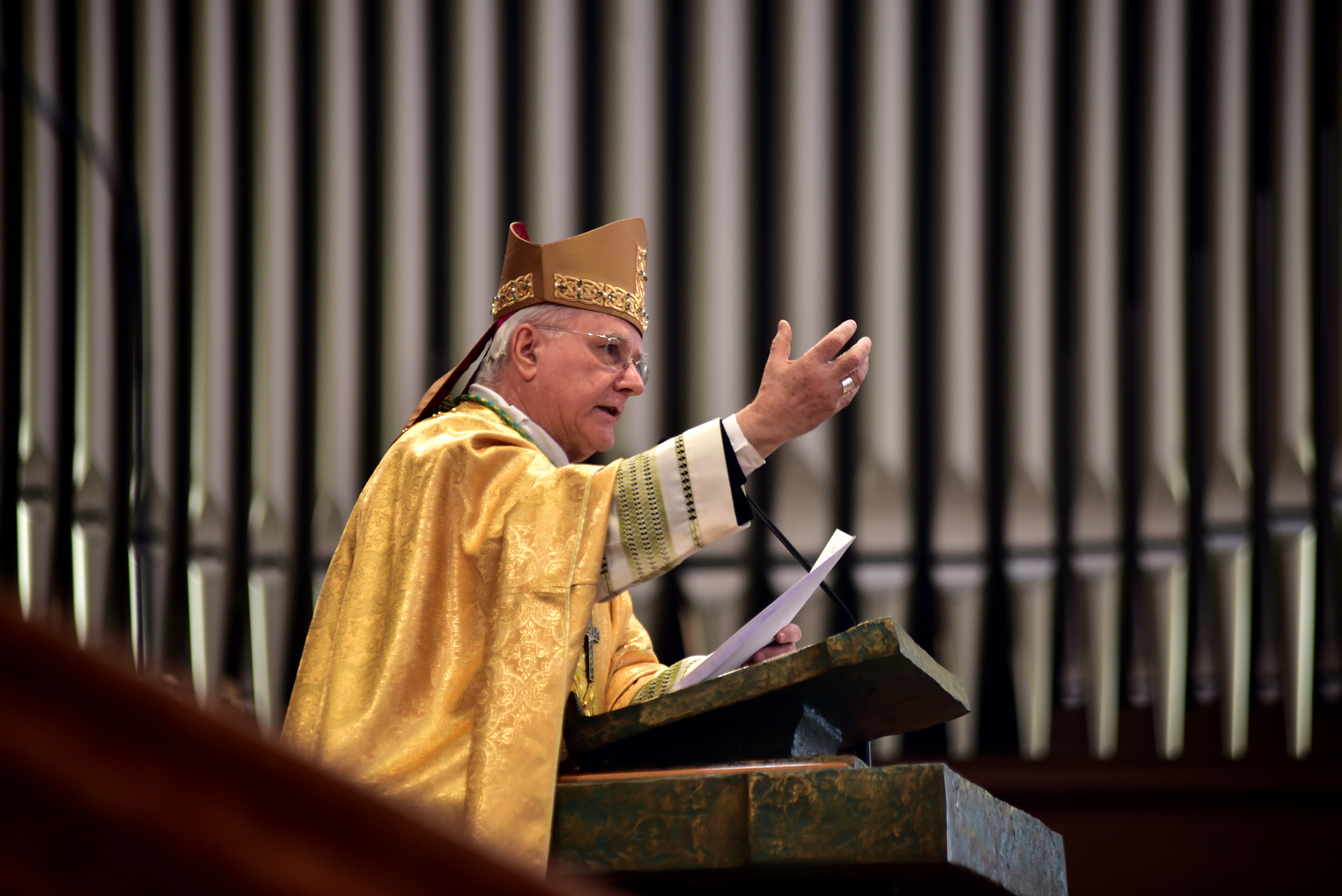 Mons. Pizziol: «Ora Messe più ricche di fede e carità»