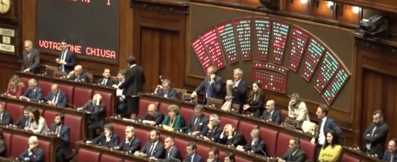 Un referendum per decidere se ridurre il numero dei parlamentari
