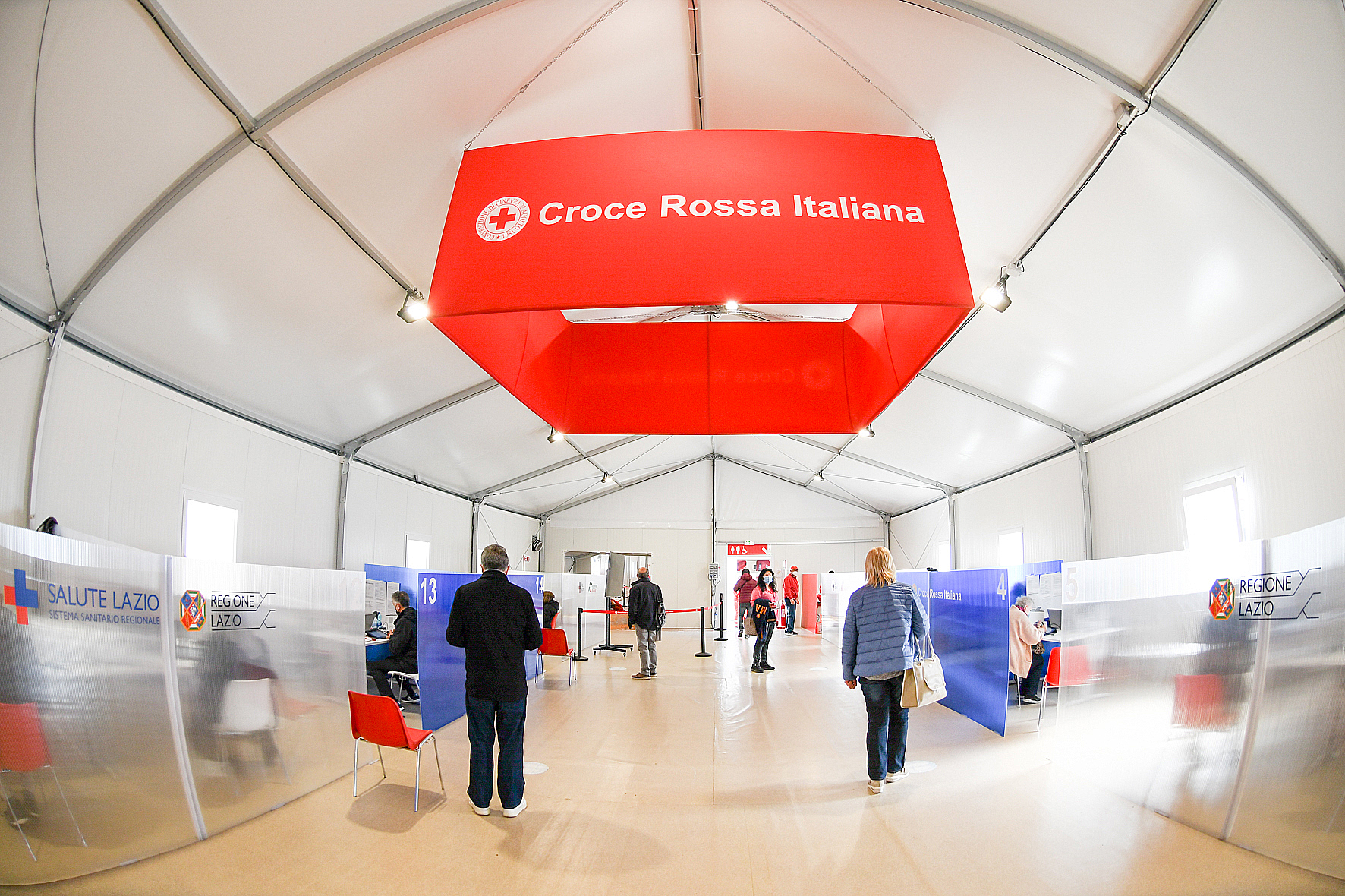 Covid-19 e Osservasalute. Meno aspettativa di vita, più decessi, crollato il Pil