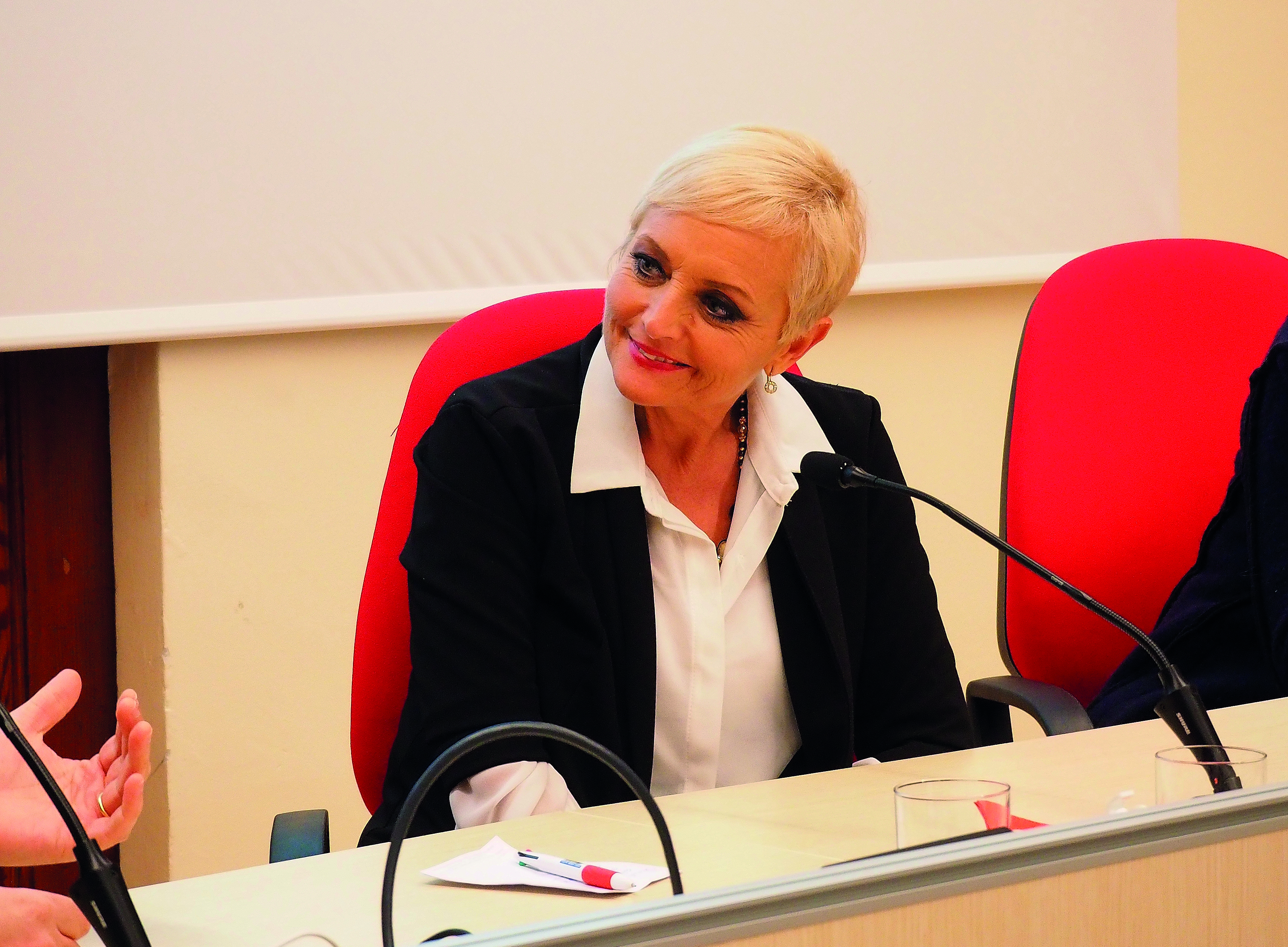 Lucia Ascione: «Il rosario è la mia luce nella malattia»