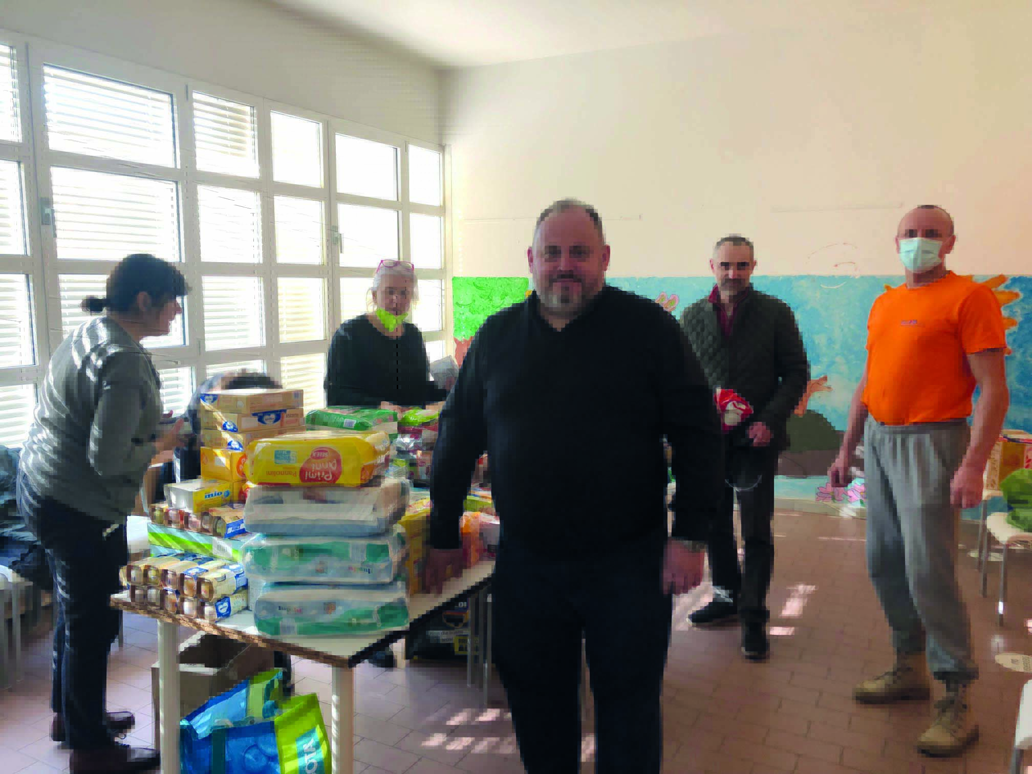 Gli ucraini nel Vicentino: «Raccogliamo cibo e vestiti. Disposti a tutto per la nostra terra»