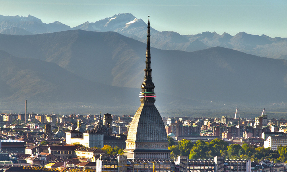 Il Vescovo Giuliano a Torino con gli adolescenti della Diocesi