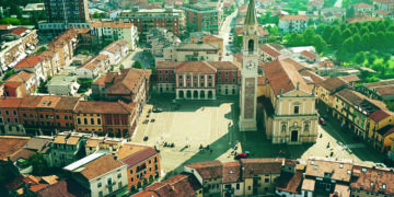 Chi ha bisogno va messo… “in” centro