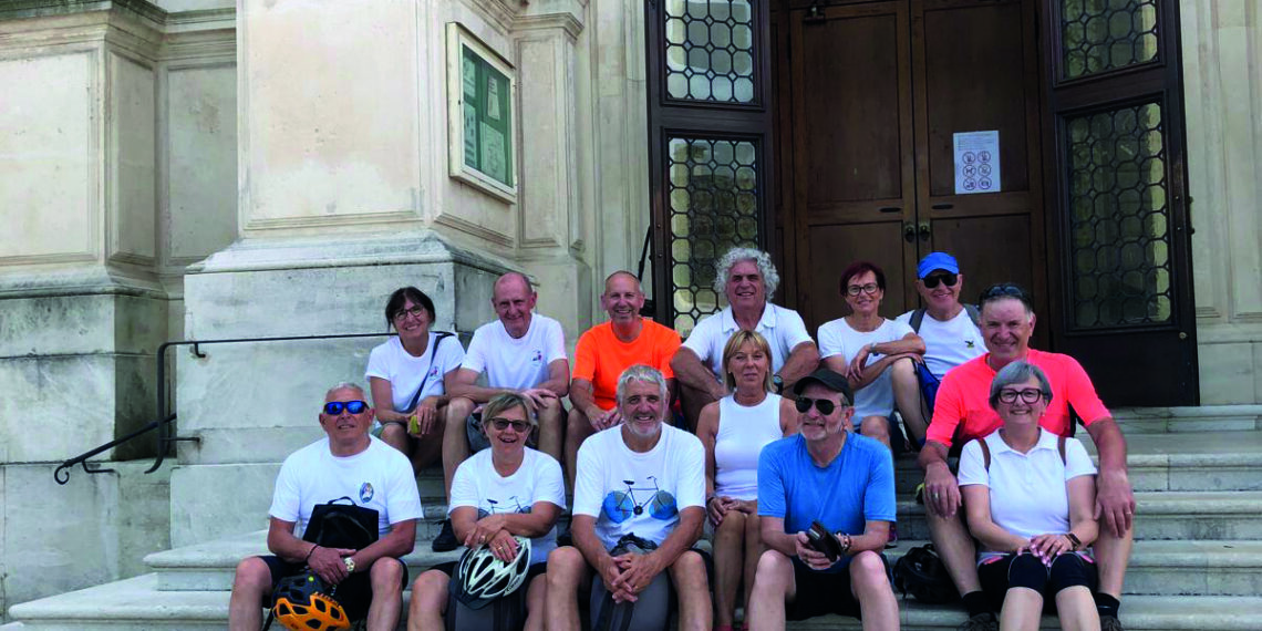 Sette chiese in due giorni su 13 bici