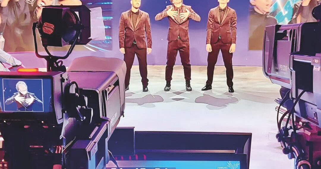 Le canzoni di Sanremo per i sordi: la storia di Nicola, interprete LIS