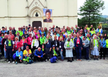 Fiaccole e squilli di campane per i pellegrini di Bakhita