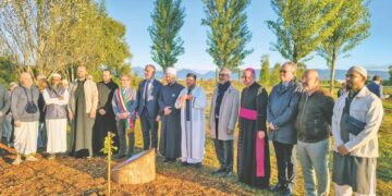 Dai leaders religiosi l’impegno a camminare verso un’alba di pace