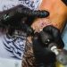 È tatuaggi-mania anche nel Vicentino: «Ce li chiedono ad ogni età»