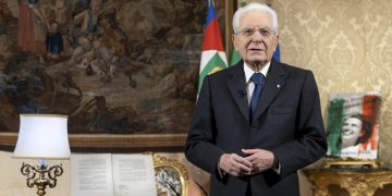Mattarella: “La pace è un modo di pensare”. Appello di fine anno alla responsabilità civile