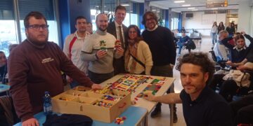La rampa fatta con i Lego è un ponte per l’inclusione