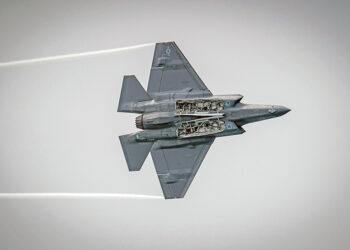Dai motori per gli F35 ai “satelliti spia”, l’industria della guerra nel Vicentino