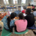 Gli immigrati fanno la fila per studiare italiano ma gli insegnanti sono pochi