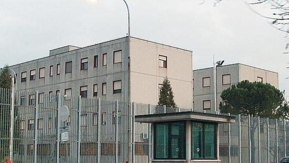 Carcere e caldo estremo: sovraffollamento e disagio psichico aggravano l’emergenza