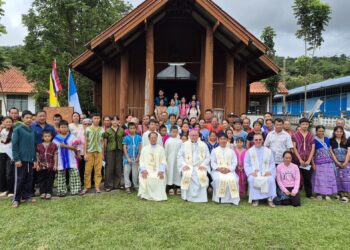 Il vescovo Giuliano in Thailandia: «Una Chiesa giovane che vive con audacia la condizione di minoranza»