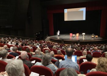 “Sold out” al Teatro Comunale di Vicenza per l’assemblea diocesana “Comunità cristiane generative”