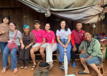 In Thailandia per un mese, i giovani vicentini tornano con una certezza: «L’unico linguaggio è l’amore»