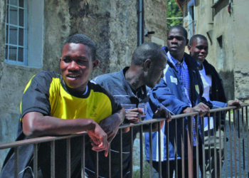 Il fenomeno migratorio interpella le comunità cristiane e il territorio