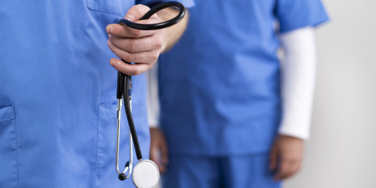 Case di comunità e servizi extra-ospedale: «Gli infermieri che ci sono non bastano»