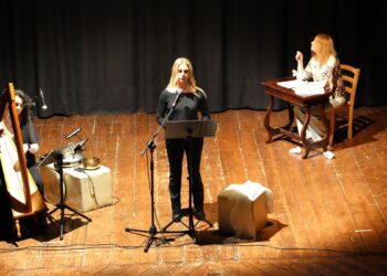 “Sono (ancora) viva”. Al Teatro Astra di Vicenza una storia di speranza e rinascita dopo il cancro